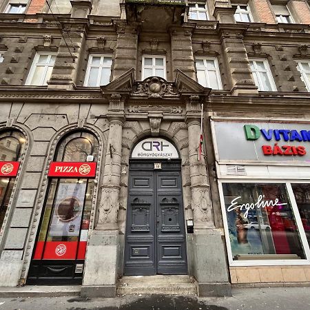 Exclusive Central Home with Sauna next to the New York Café Budapest Esterno foto